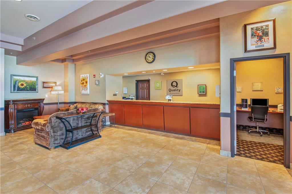 Quality Inn&Suites Lethbridge Intérieur photo