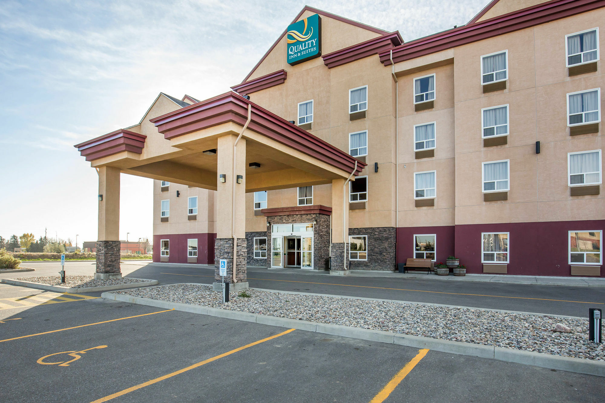 Quality Inn&Suites Lethbridge Extérieur photo