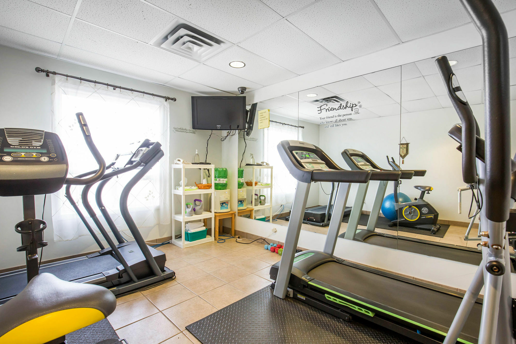 Quality Inn&Suites Lethbridge Extérieur photo